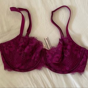 VS lace bra